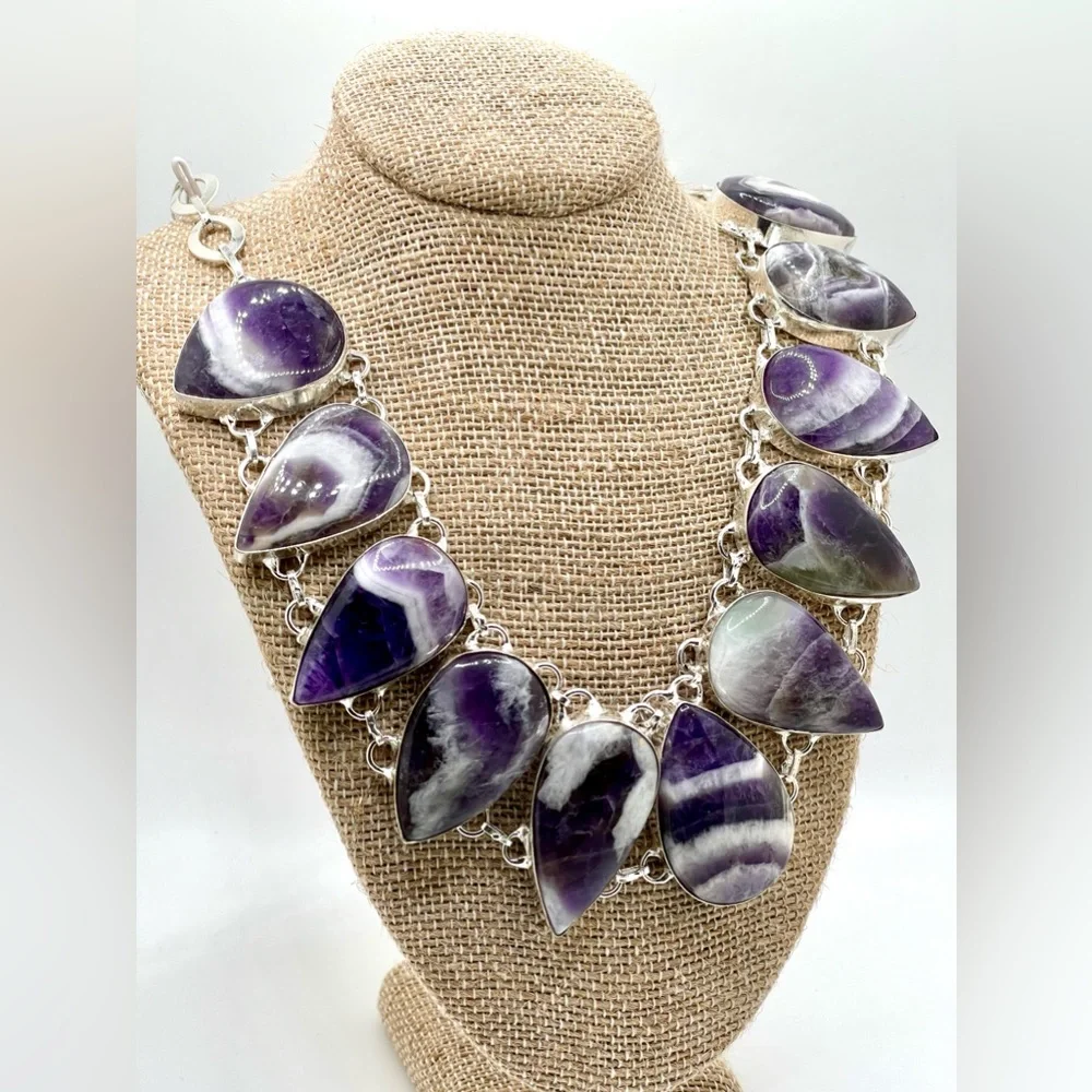 Beautiful Almond Shape Chevron Amethyst Necklace - Picture 5 of 12